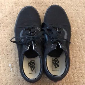 Black vans men’s 10.5